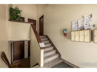 Photo #3: 1029797 Listing