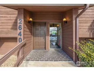 Photo #4: 1029797 Listing