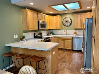 Photo #6: 1029806 Listing 