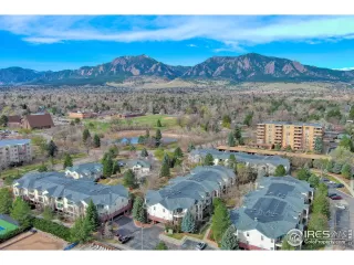 Photo #2: 1030021 Listing