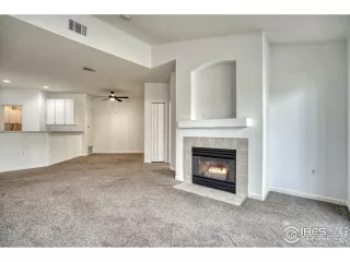 Photo #5: 1030021 Listing