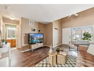 Photo #3: 1030026 Listing 