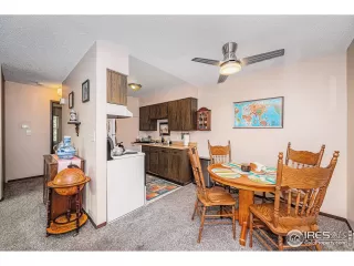 Photo #6: 1030054 Listing