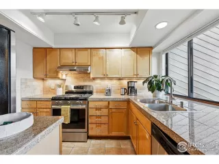 Photo #6: 1030119 Listing 