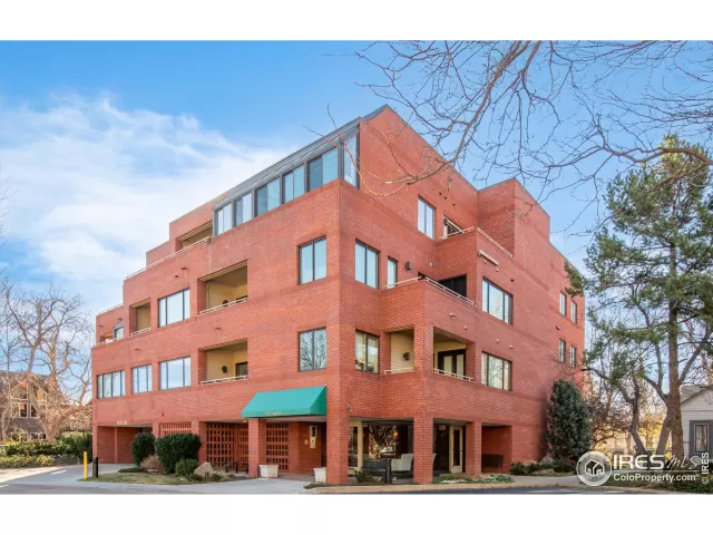 MLS: 1030158 Condo For Sale