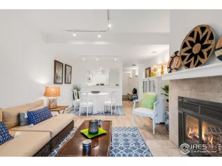 Photo #2: 1030158 Listing