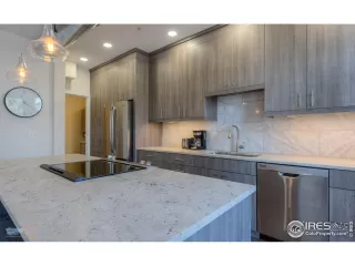 Photo #2: 1030209 Listing 