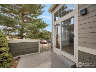 Photo #2: 1030213 Listing