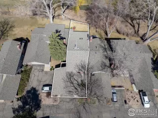 Photo #4: 1030233 Listing