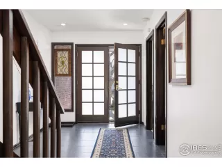 Photo #5: 1030233 Listing