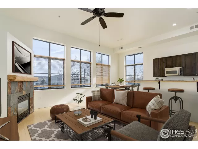 MLS: 1030404 Condo For Sale