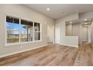 Photo #5: 1030477 Listing 