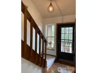 Photo #3: 1030503 Listing