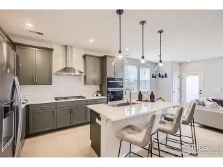 Photo #1: 1030512 Listing