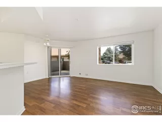 Photo #6: 1030516 Listing 