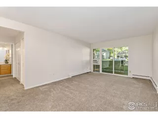 Photo #3: 1030521 Listing