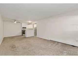 Photo #4: 1030521 Listing