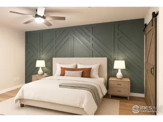 Photo #2: 1030588 Listing