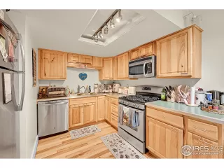 Photo #4: 1030636 Listing