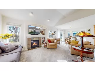 Photo #2: 1030748 Listing