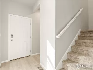 Photo #2: 1030766 Listing