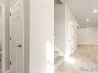 Photo #3: 1030766 Listing