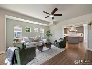 Photo #3: 1030789 Listing