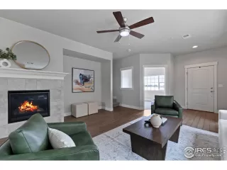 Photo #6: 1030789 Listing