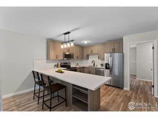 Photo #4: 1030792 Listing