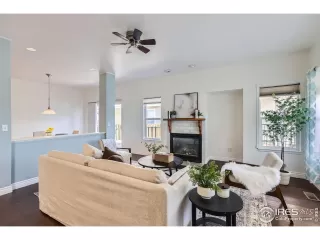 Photo #3: 1030807 Listing