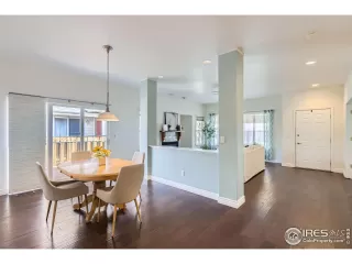 Photo #6: 1030807 Listing