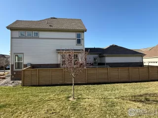 Photo #3: 1030837 Listing