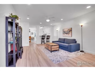 Photo #2: 1030860 Listing