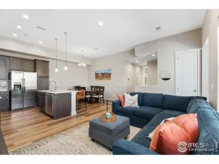 Photo #4: 1030878 Listing 