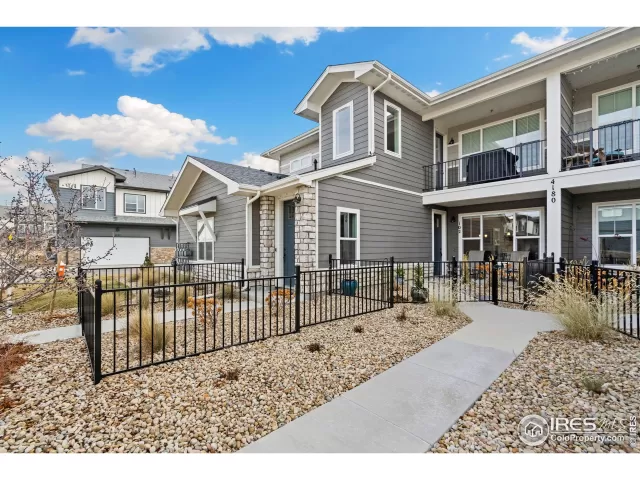 MLS: 1030905 Condo For Sale