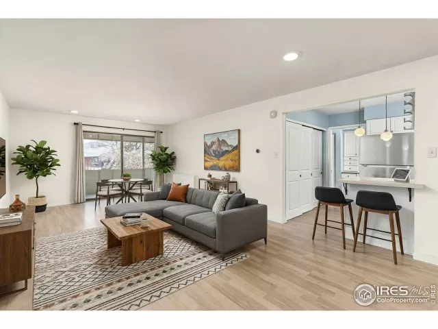 MLS: 1030917 Condo For Sale