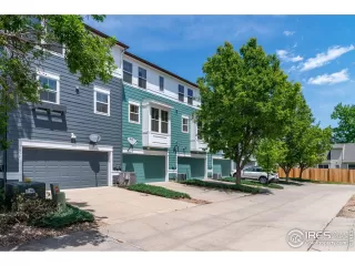 Photo #5: 1030930 Listing