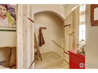 Photo #5: 1030970 Listing