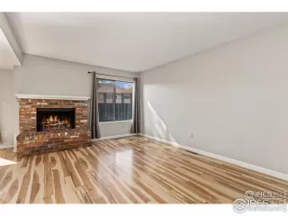 Photo #5: 1031004 Listing