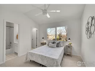 Photo #6: 1031005 Listing