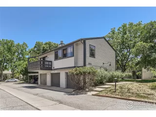 Photo #4: 1031143 Listing