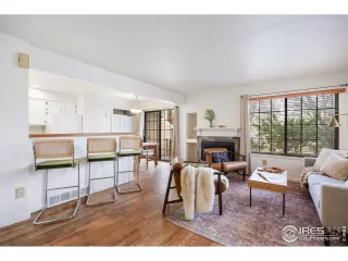 Photo #4: 1031151 Listing 