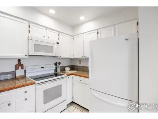 Photo #5: 1031151 Listing 