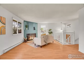 Photo #6: 1031163 Listing