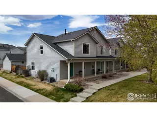 Photo #2: 1031203 Listing