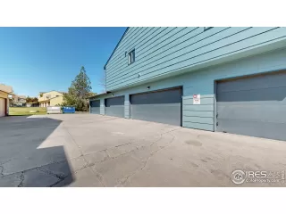 Photo #2: 1031318 Listing