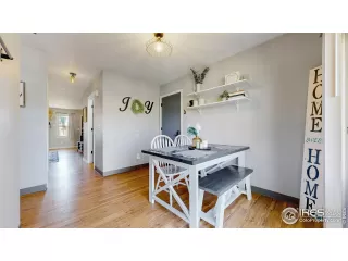 Photo #6: 1031318 Listing