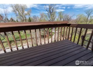 Photo #4: 1031341 Listing