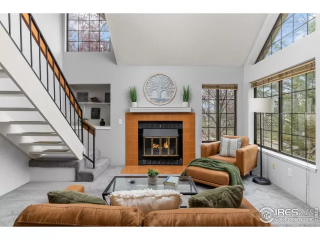 MLS: 1031355 Condo For Sale