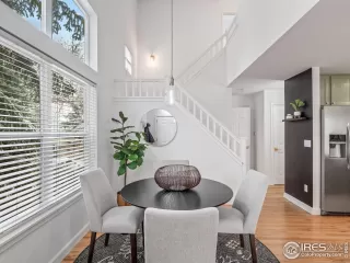 Photo #2: 1031477 Listing